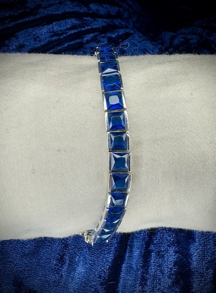 923 RAVOY Tennis Style Bracelet