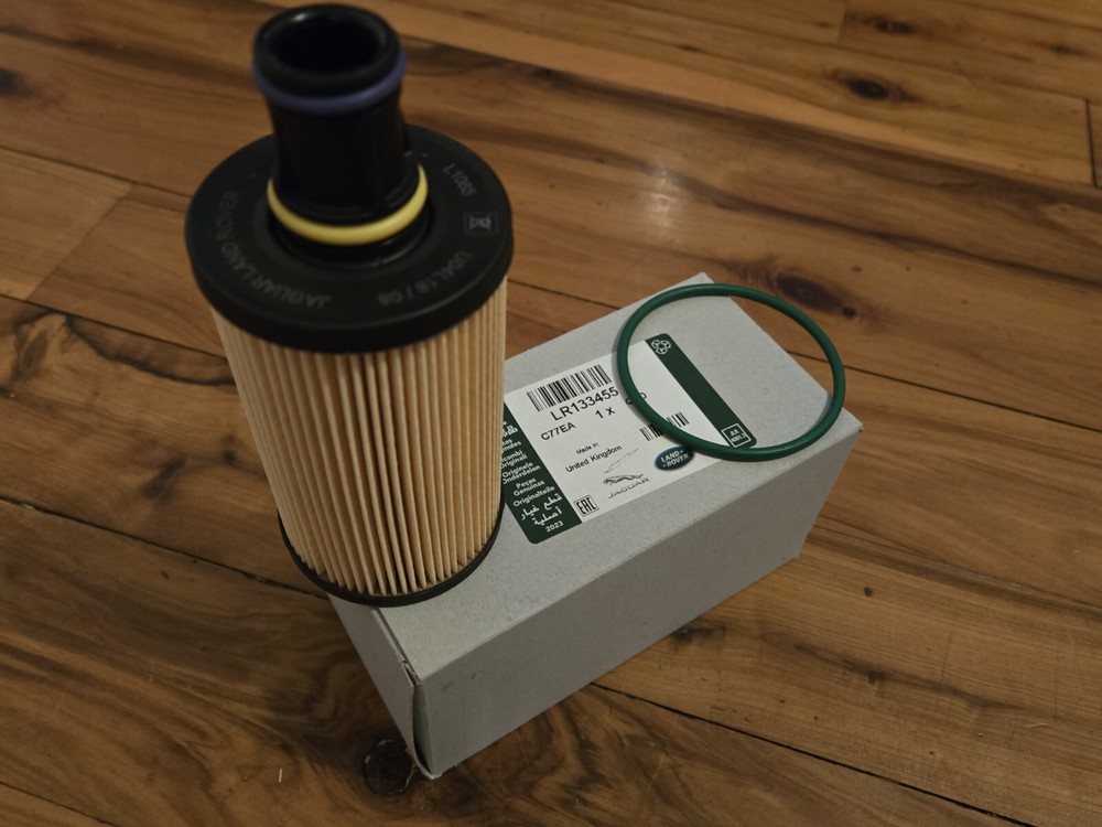 GENUINE Land Range Rover Jaguar Engine Oil Filter - LR133455