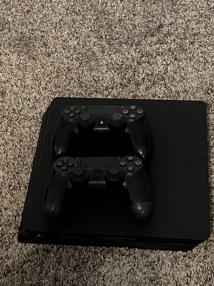 PlayStation 4 Slim 1TB Black Gaming Console