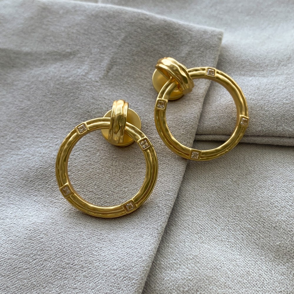 Julie Vos Astor Doorknocker 24K Gold Plate Hoop Earrings Without dust bag