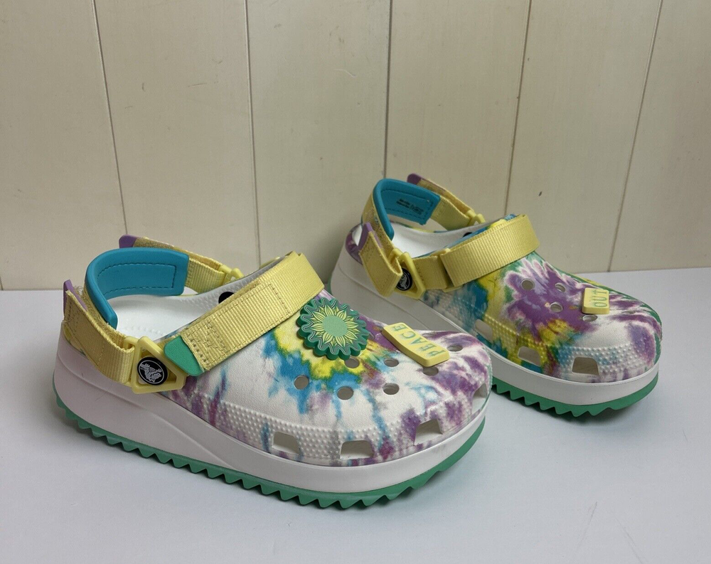 Crocs Classic Hiker Peace Out Platform All Terrain Clogs in Tie Dye - Woman's 7