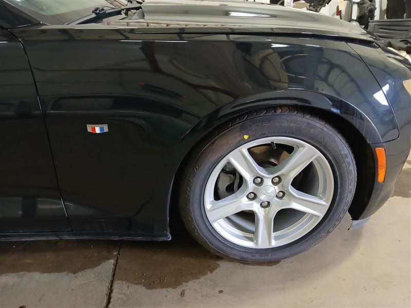 Passenger Right Fender for 2016-2020 Chevy Camaro LS Model 2934597