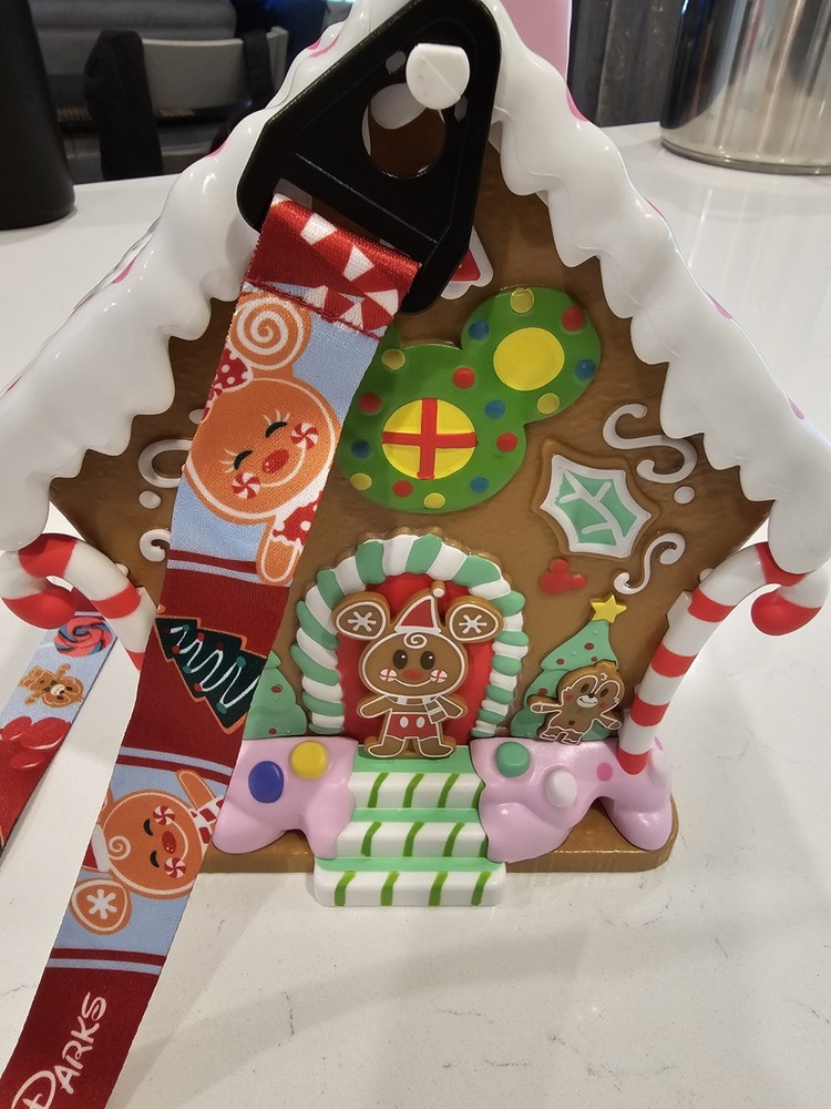 Disneyland Mickey & Minnie Gingerbread House Popcorn Bucket