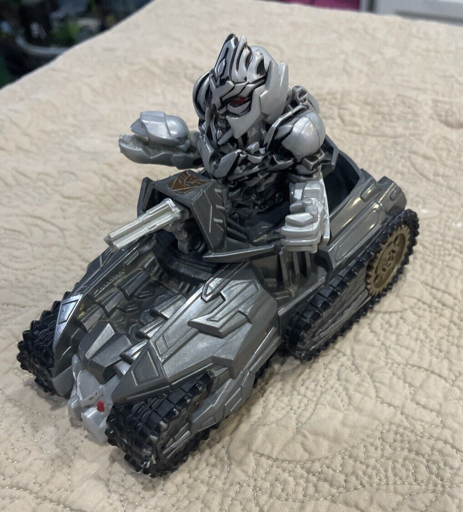 Transformers Cyberslammer Battle Charger- Megatron Decepticon Vehicle.