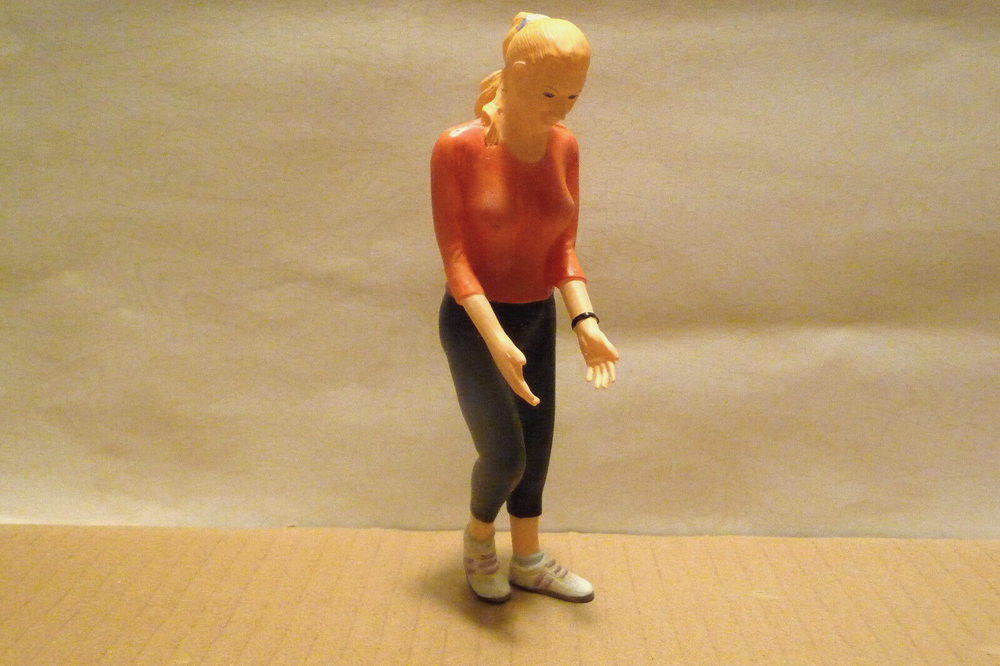 Dollhouse Miniature Doll  1:12