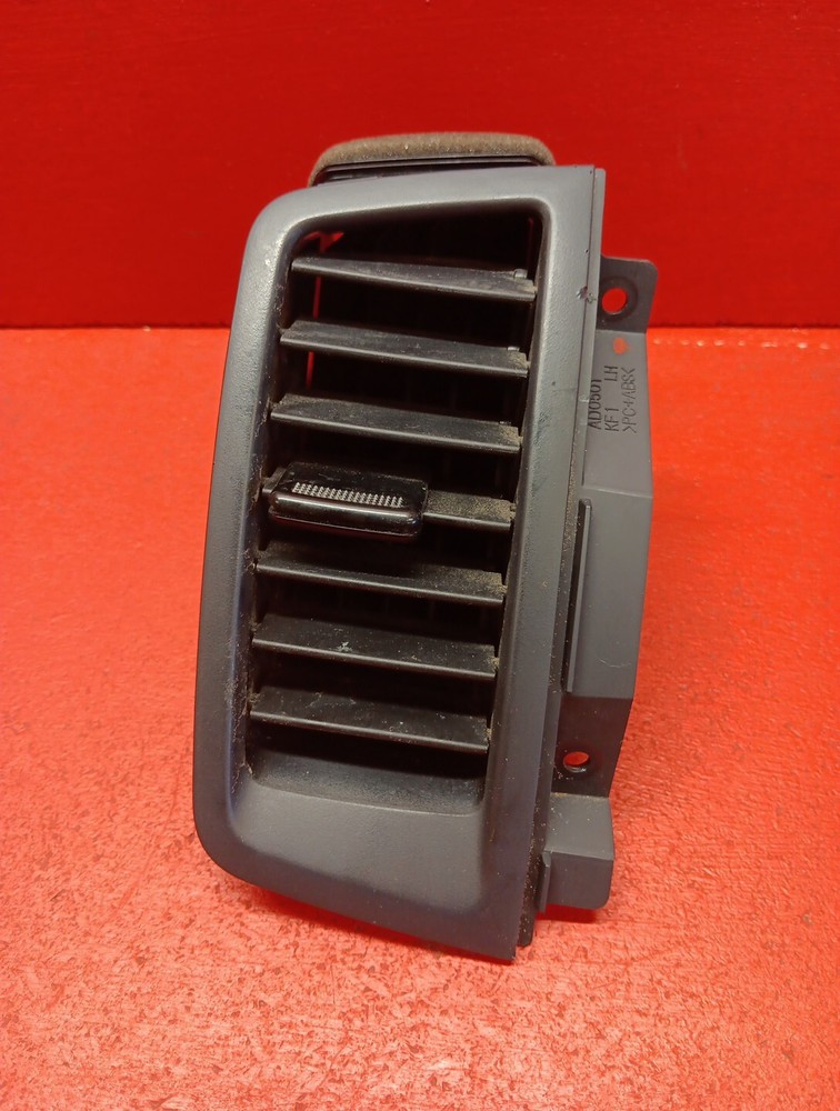 2010 - 2013 Kia Soul INNER LEFT CENTER Dashboard Air Vent Duct HVAC