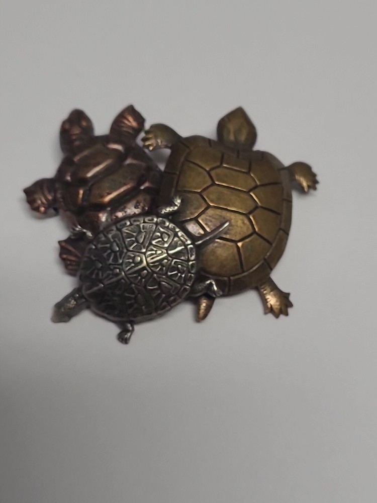 Vintage K&T Tri-Metal Turtle Brooch 2