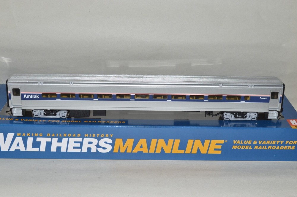 HO scale Walthers Amtrak phase IV 4 85' Horizon Fleet passenger car train COACH
