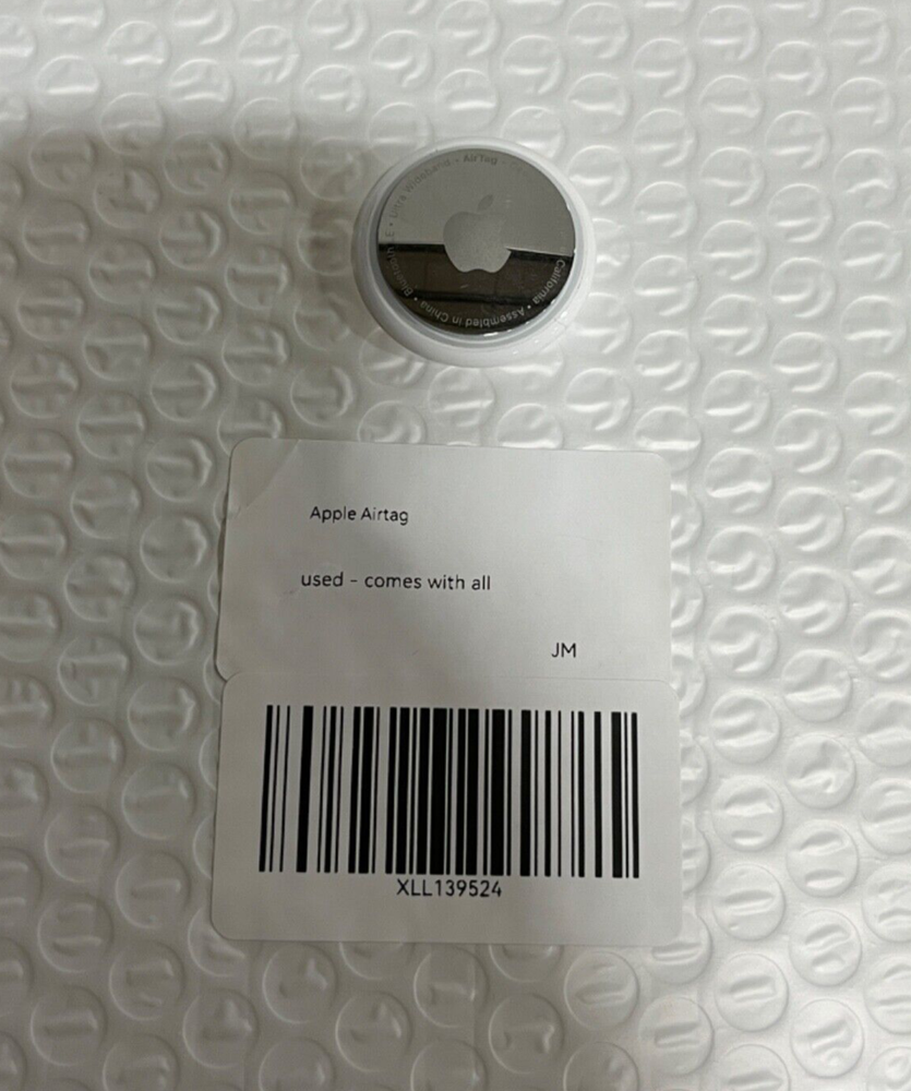 Silver Apple AirTag Bluetooth Tracker - MX532AM/A