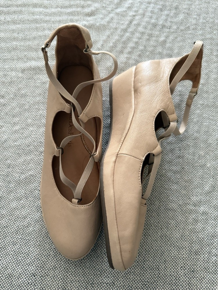 L'Amour Des Pieds Benham Leather Mary Jane Wedge Shoes 8M Tan Beige Womens NWOB