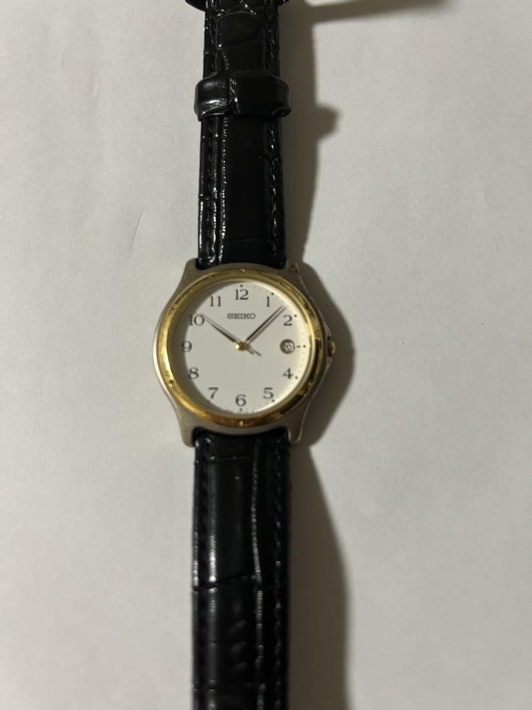 Seiko Minimalist Classic Watch for Men and Women