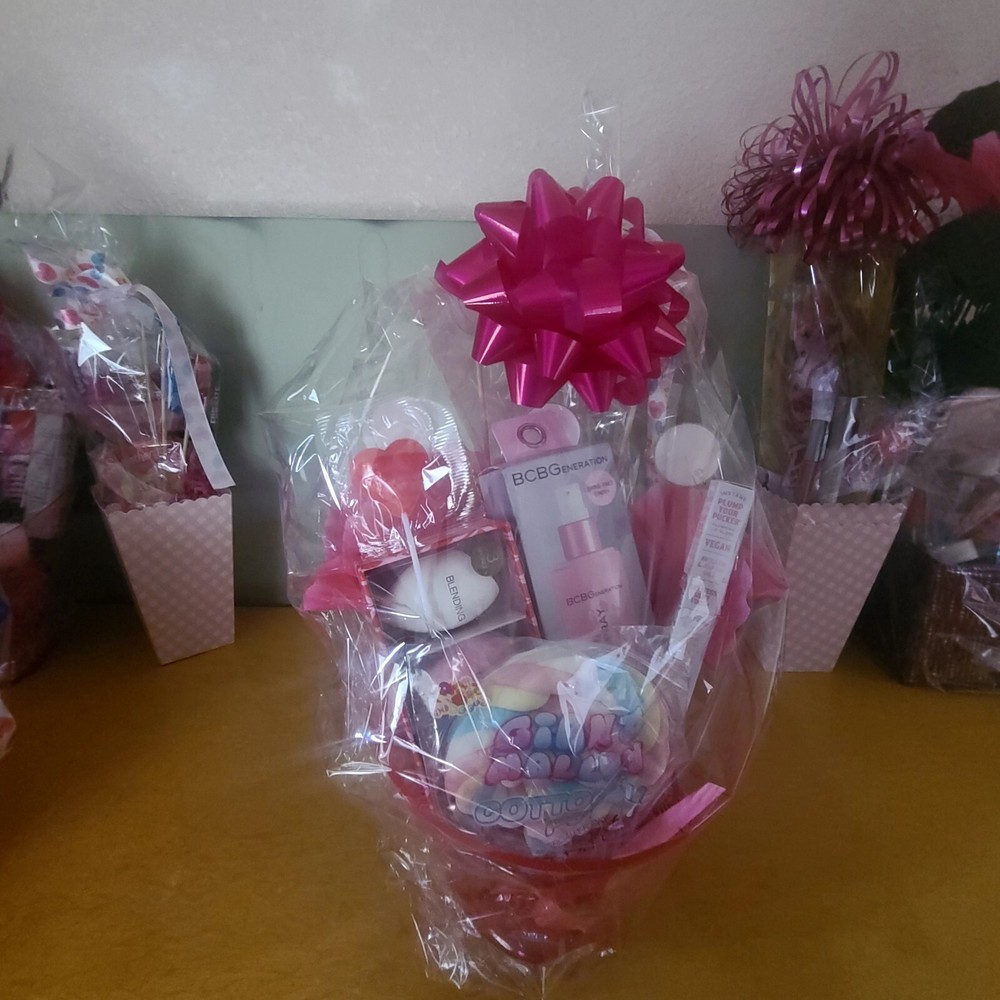 valentines day gift baskets-image