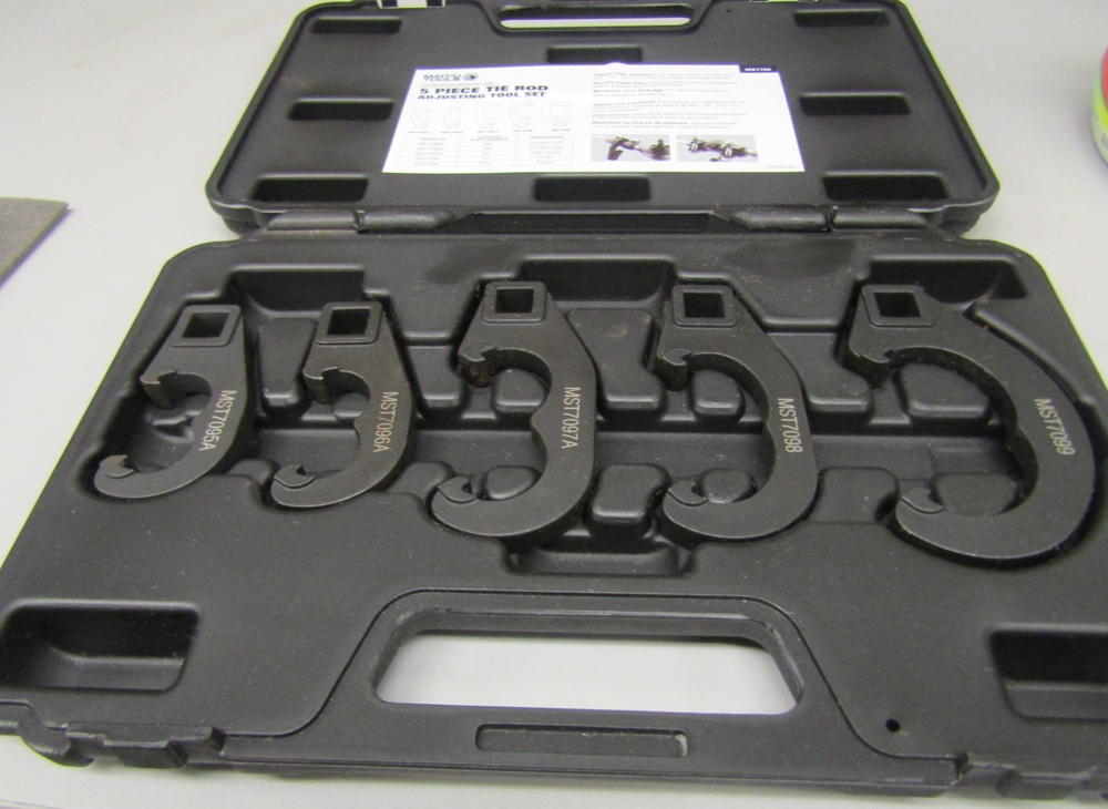 Matco Tools MST709 5-Piece Tie Rod Adjusting Tool Set