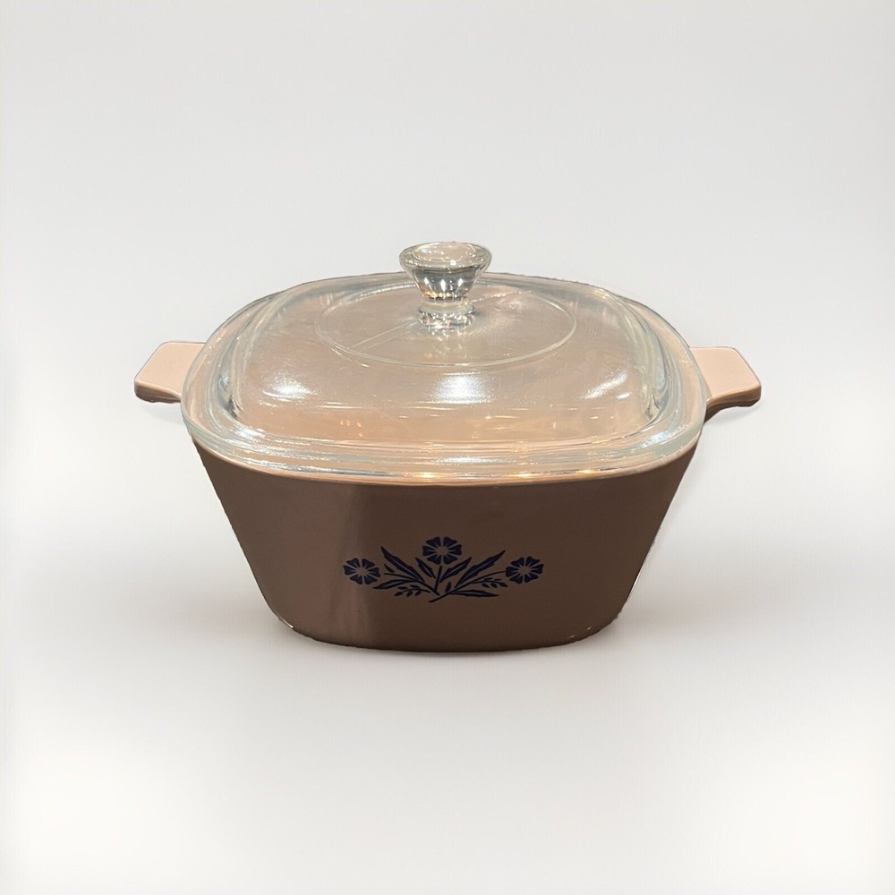 Vintage 1960s Rare Corning Ware Blue Cornflower Casserole  1 3/4 QT Blurry Blue