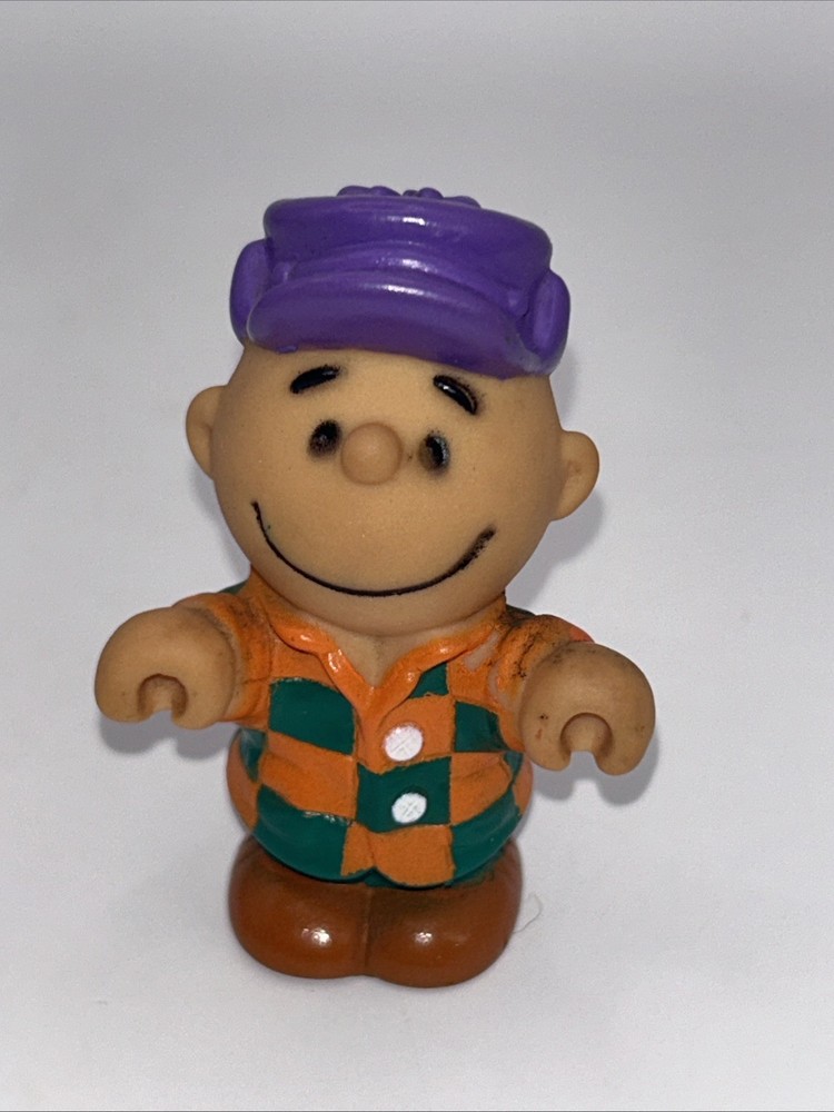 Charlie Brown Peanuts 1966 Vinyl Figure Toy Collectible