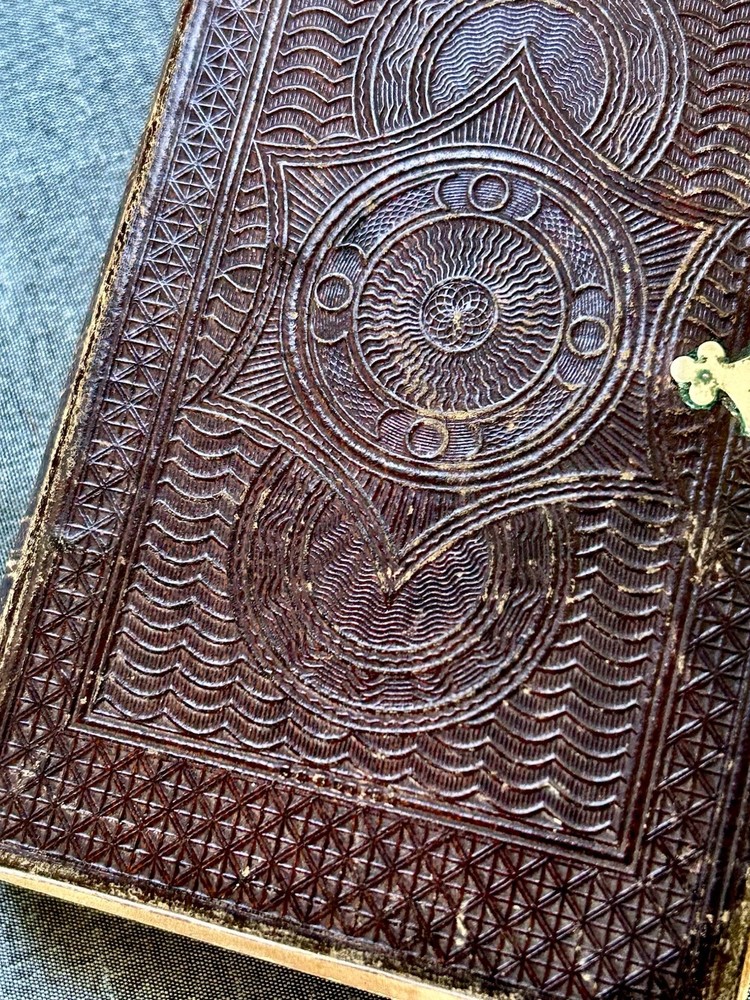 King James Holy Bible 1851 George E. Eyre & William Spottiswoode Tooled Leather