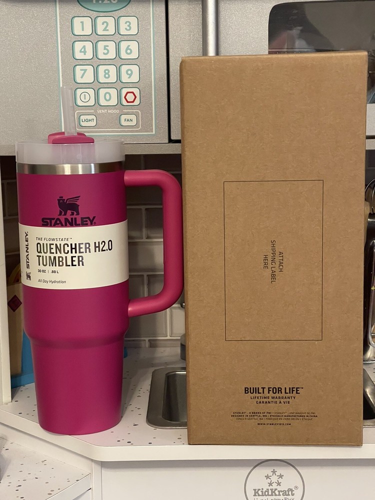 NEW SOLD OUT! RARE FUCHSIA PINK Stanley 30oz Quencher H2.0 FlowState Tumbler