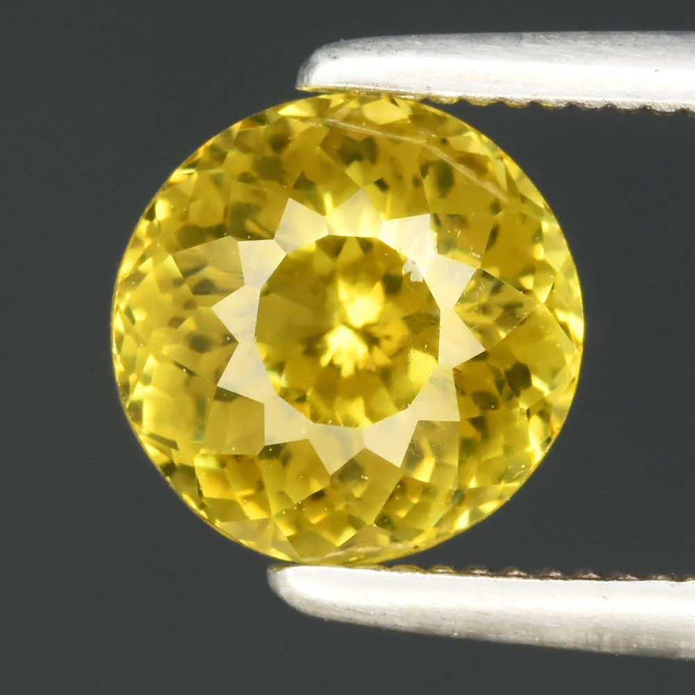 💎 1.47ct 6.3mm VS Round Natural Greenish Yellow Mali Garnet - Mali Gemstone