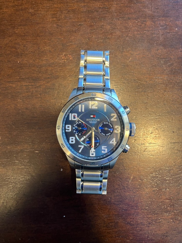 Tommy Hilfiger Trent 1791053 Mens Watch with Blue Dial and Stainless Steel Case Band