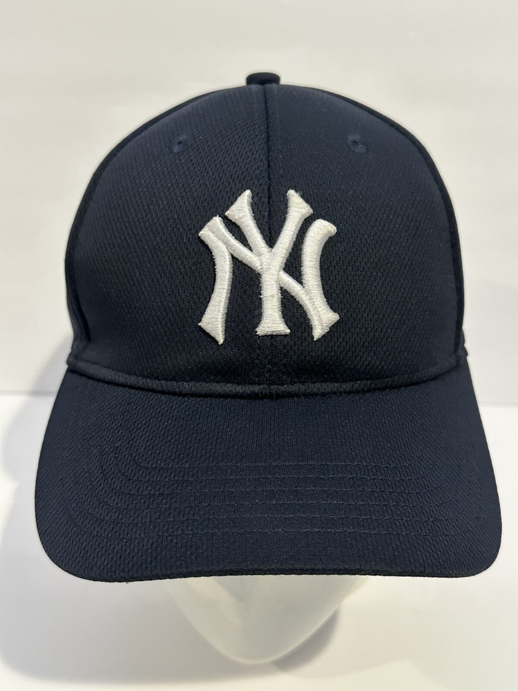 New York Yankees MLB Hat Cap OC Sport OSFM Navy Embroidered Logo