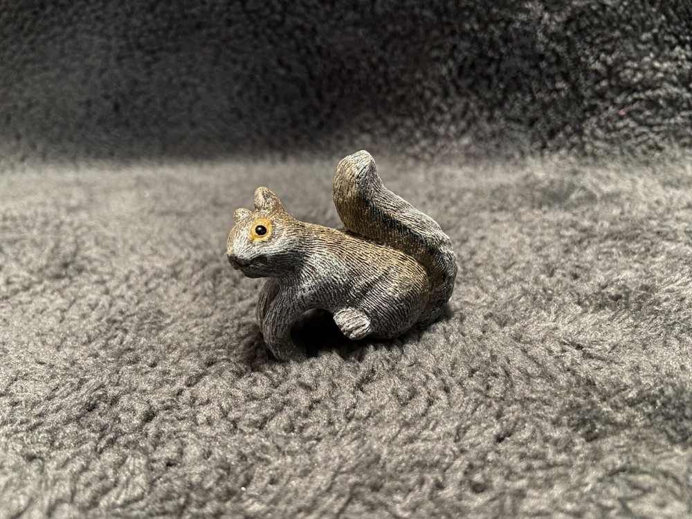Squirrel Resin Tabletop Figurine - Autumn Decor - Indoor or Outdoor
