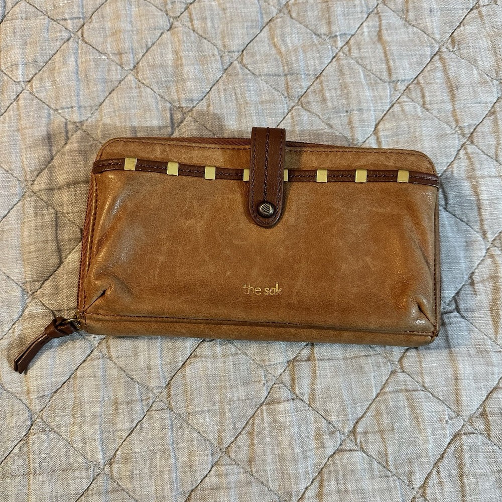 The Sak Leather Zip Wallet Clutch Brown Snap Closure Wristlet Organizer Womens