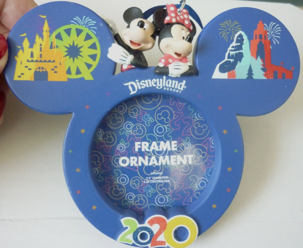 DISNEYLAND 2020 ORNAMENT MICKEY & MINNIE EAR SHAPE PHOTO FRAME PARK ICONS NEW!