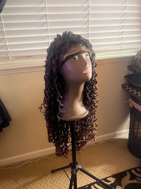 WIG 4 LACE WIG TWISTS