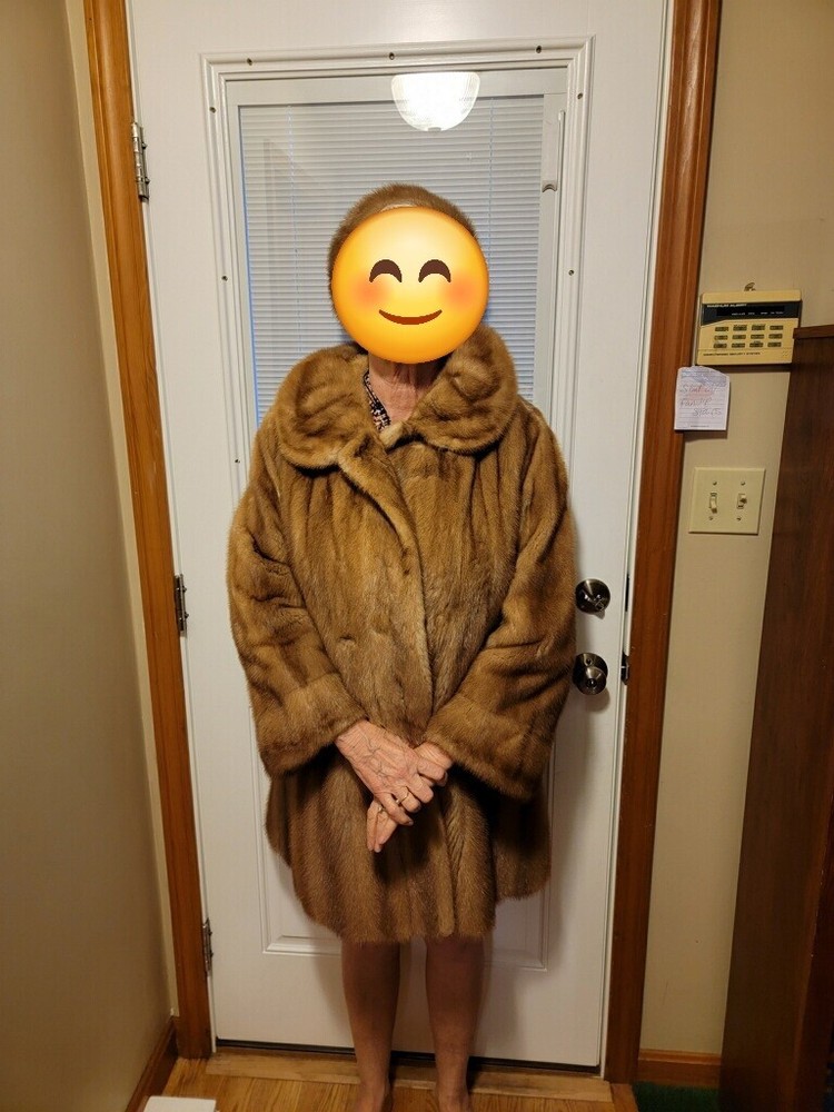 Luxury Mink Fur Stroller Coat for Women