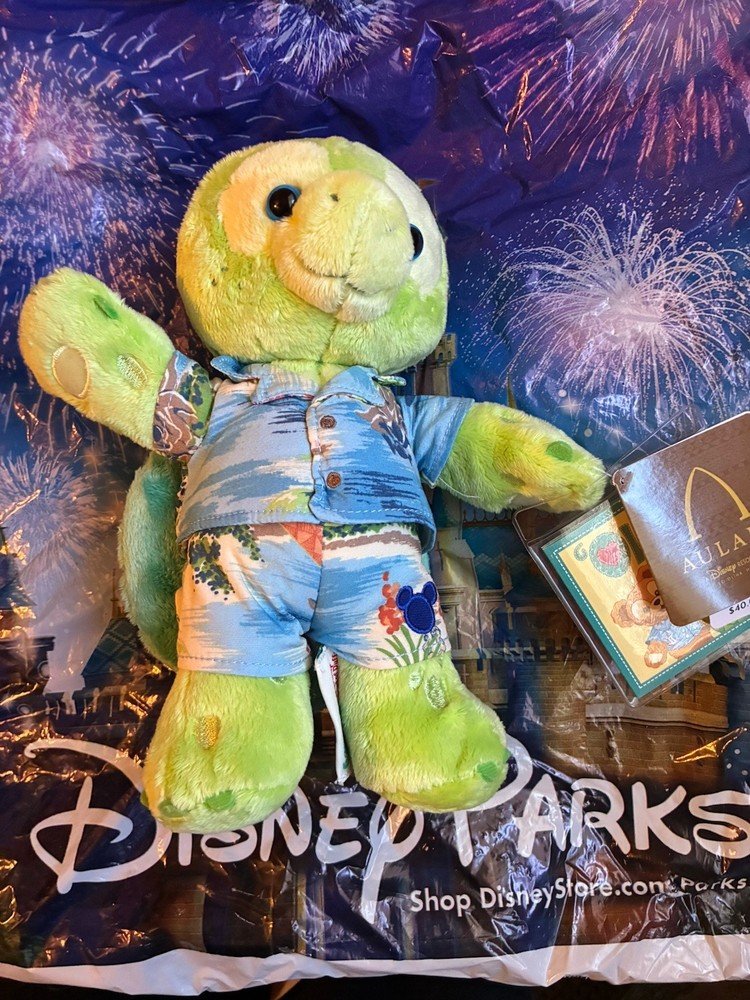 Disney Aulani Olu the Sea Turtle 11” Aloha Wear Plush, NWT