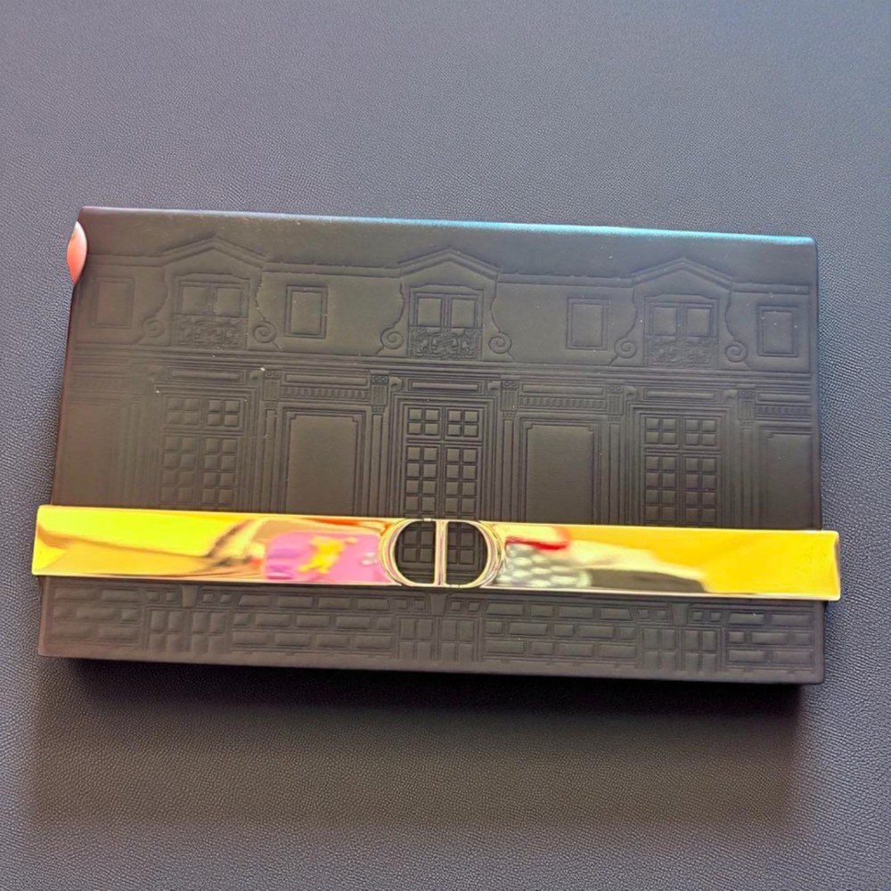Dior Eyeshadow Palette Multicolor with Highlighter Black Case  Good