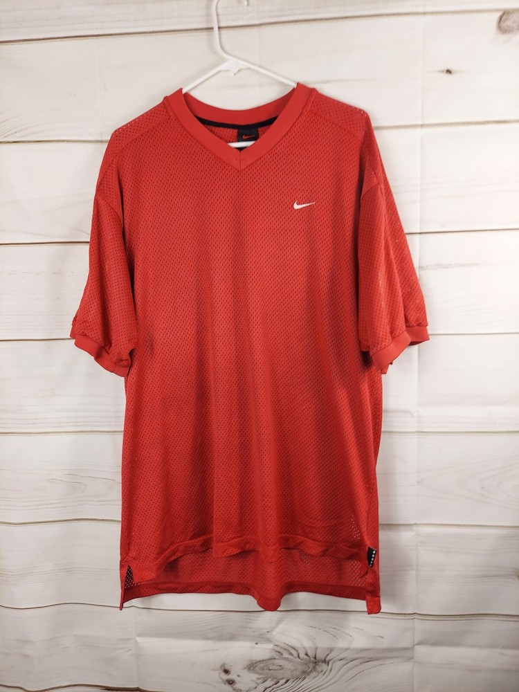 NIKE  SHIRT SIZE MEDIUM ATHLETIC CUT RED SHIRT SHORT SLEEVE