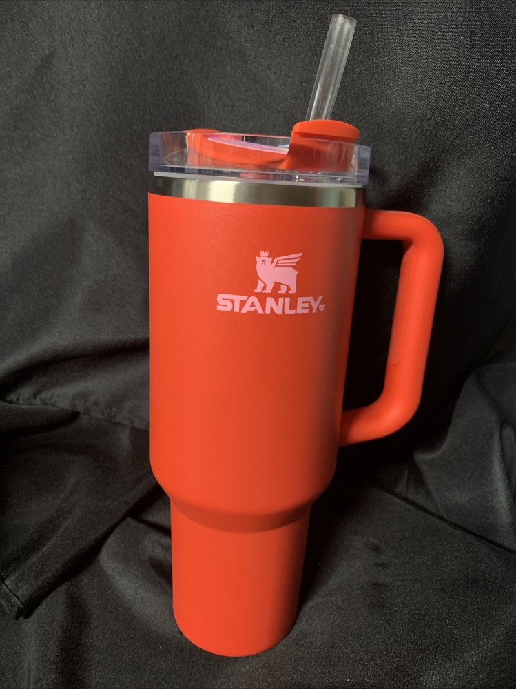 Stanley 40oz H2.0 Flowstate Stainless Steel Quencher Tumbler Valentine Red