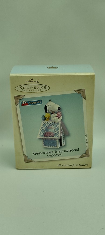 2005 NIB Hallmark Keepsake Springtime Snoopy Peanuts Ornament