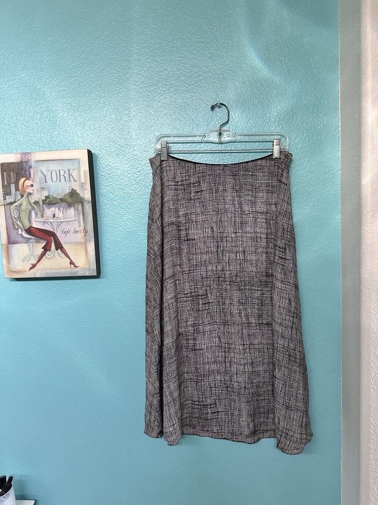 Theory Silk Midi Skirt Black Lines On Cream Background Side Zipper Size 10