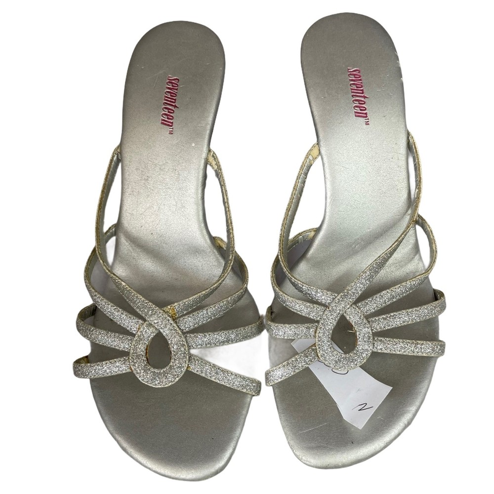 Seventeen Women's size 7M  4