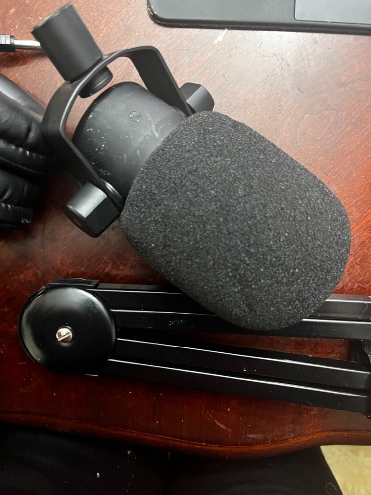 Rode PodMic Dynamic Podcasting Microphone with Pop filter