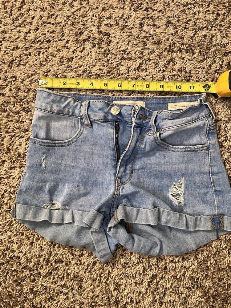 PacSun womens size 23 Super stretch shortie denim distressed light wash shorts