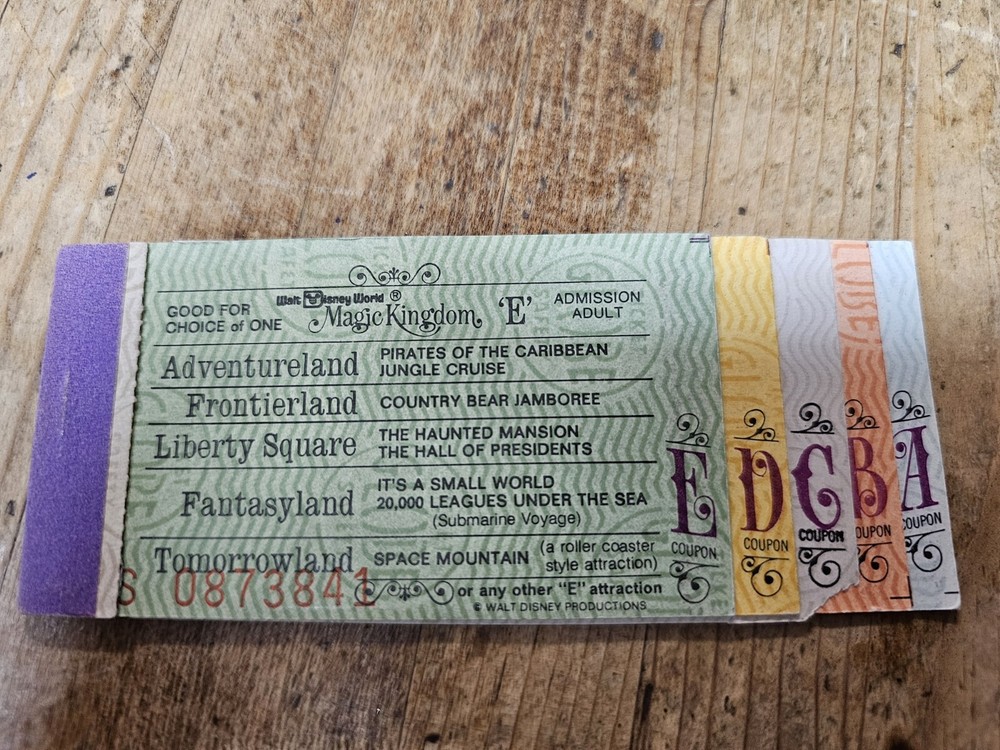 1978 Original Walt Disney World Adult Ticket Coupon Booklet Vintage 1970s Disney-image