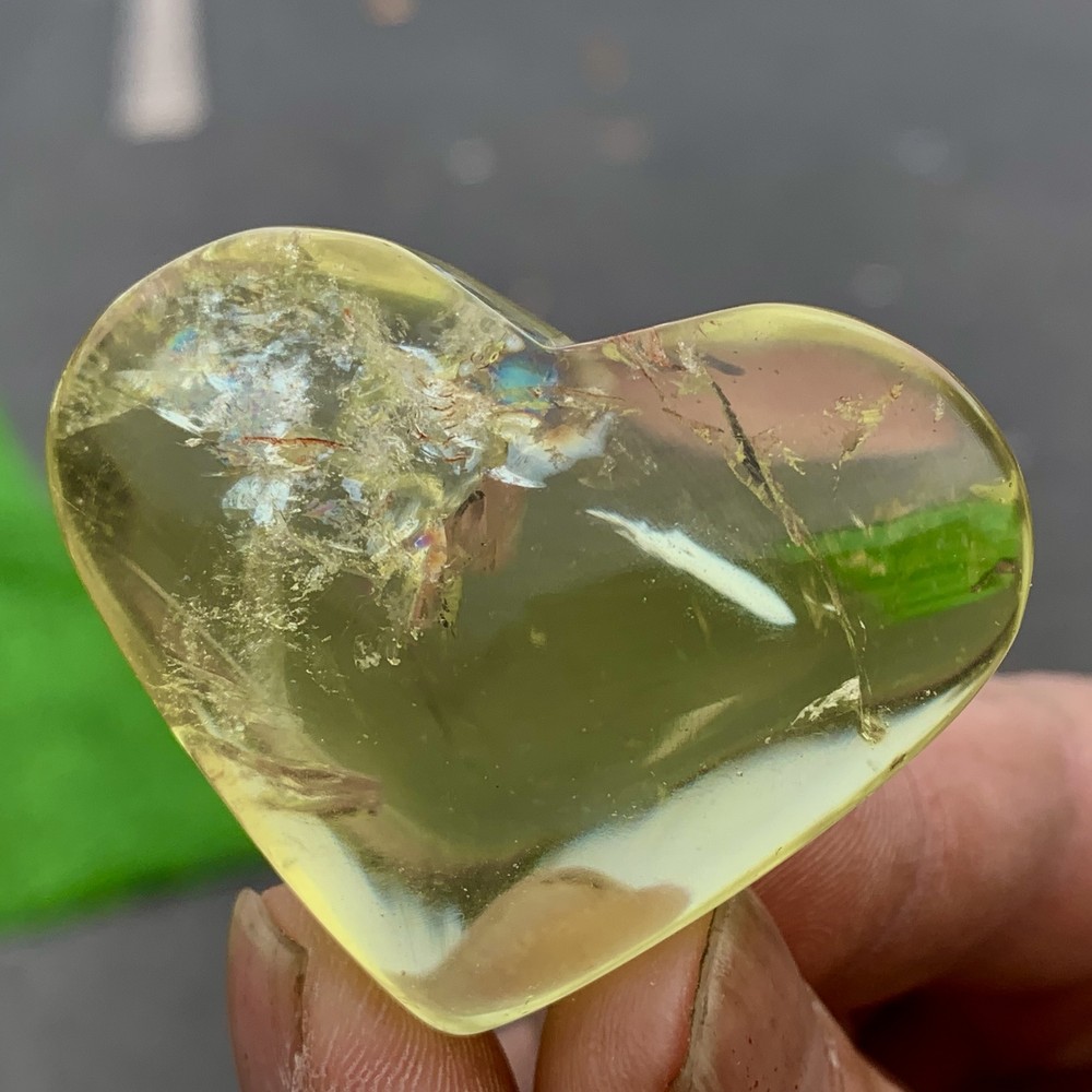 65g Natural Yellow Citrine Crystal Heart-Shaped Mineral for Healing