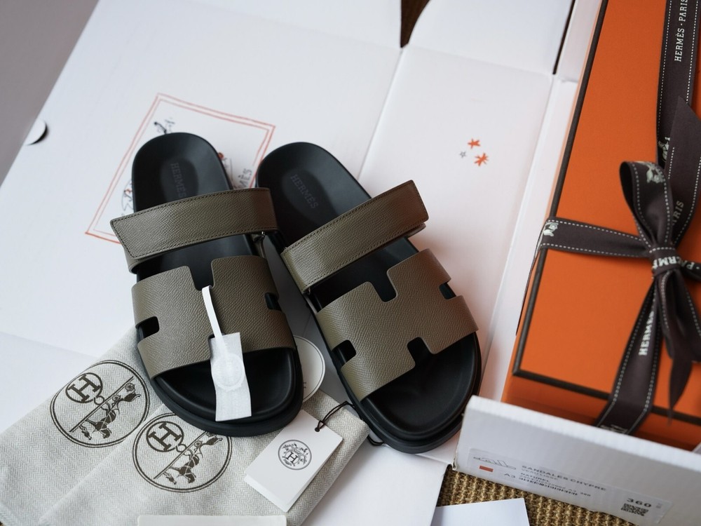 Hermes Chypre Olive Green Leather Sandals for Men