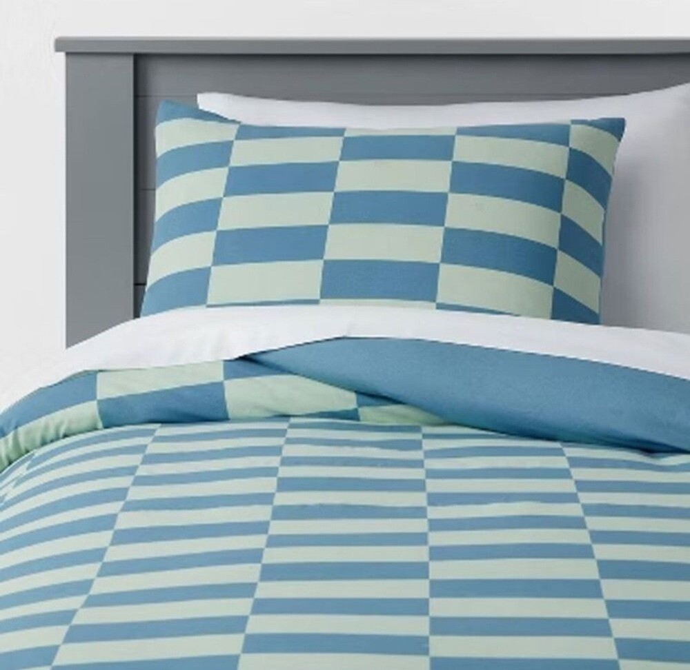 Pillowfort Kids' Bedding Comforter Set Checkers Cotton OEKO-TEX Twin