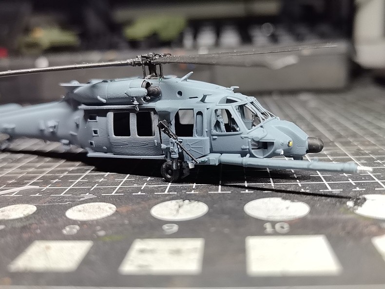 3D-printed 1/144 US HH-60W Jolly Green II helicopter  Finished product coating