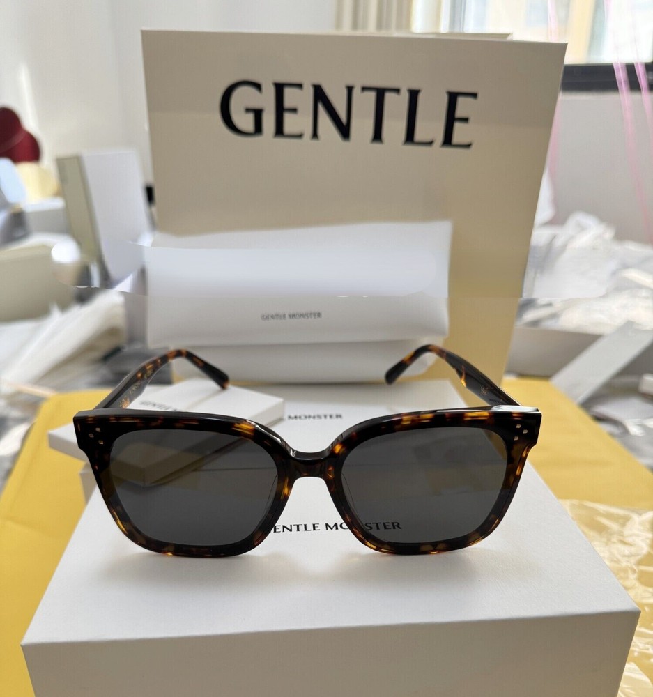 2024 GentleMonster Her T1 Unisex Sunglasses Oversized Black Frame Black Lenses