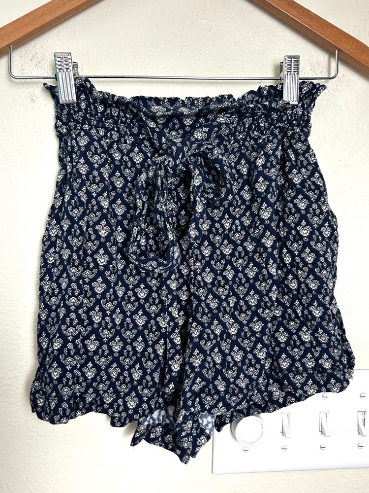 Hollister Shorts Women's XS Ultra High Rise Floral Shorts Tie Waist Paper Bag
