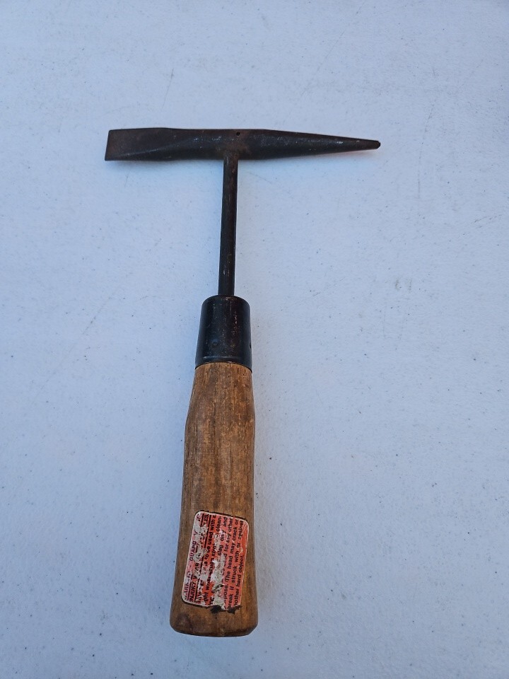 Vintage Pick Hammer Rock Chisel Axe Tool- 10.5