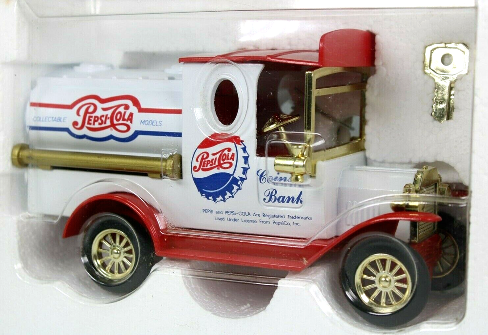 GOLDEN WHEEL1925 PEPSI COLA DELIVERY TANKER TRUCK DIE CAST COIN BANK VINTAGE