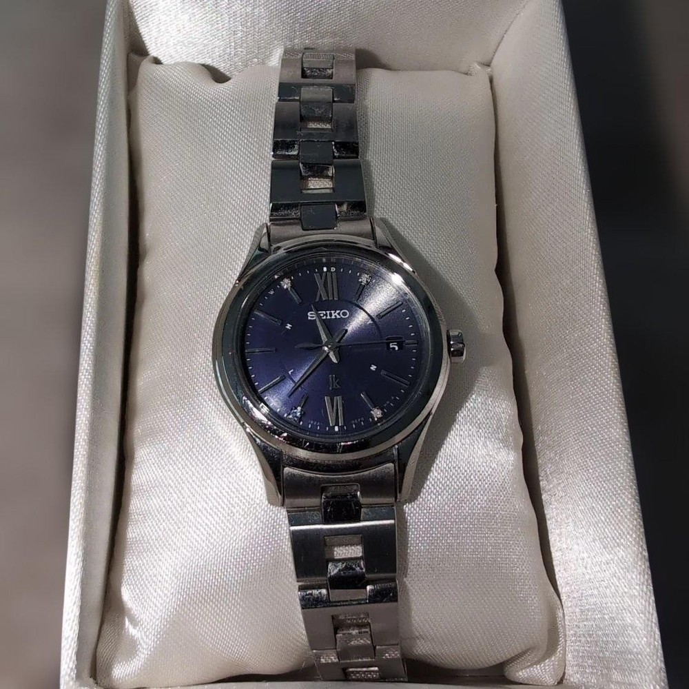 SEIKO LUKIA Limited Edition Solar Radio Watch Diamond Navy Blue 26.5mm Steel