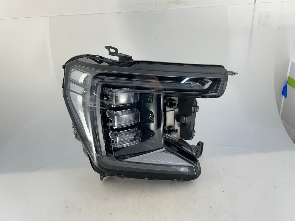 2021-2023 GMC Yukon Right Passenger LED Headlight OEM #84898702