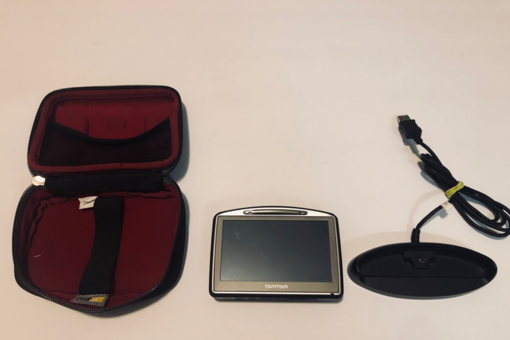 TomTom GO 720 4.3-Inch GPS Navigator for US and Canada Maps